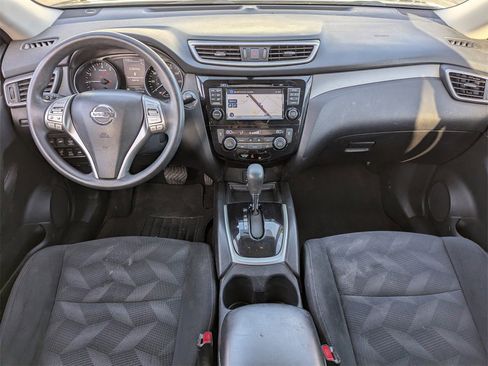 Used 2014 Nissan Rogue SV w/ SV Premium Package image 8