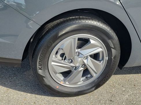 New 2026 Hyundai Elantra SE image 22