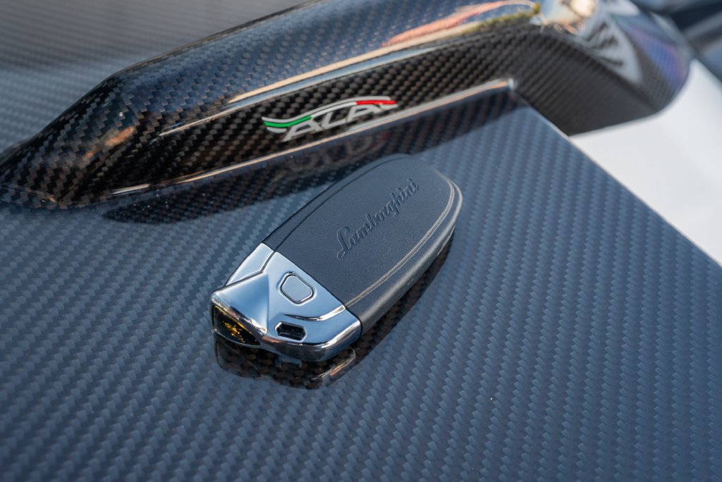 Used 2019 Lamborghini Aventador SVJ AWD/4WD image 71
