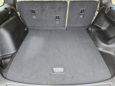 New 2025 Jeep Grand Cherokee Limited image 32