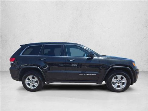 Used 2016 Jeep Grand Cherokee Laredo RWD image 4