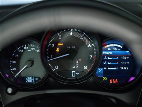 Certified 2026 Porsche Macan AWD/4WD image 19