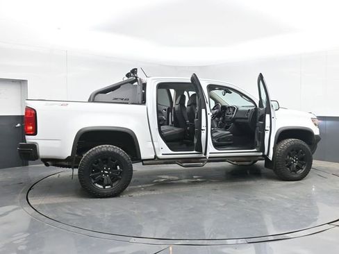 Used 2019 Chevrolet Colorado ZR2 w/ ZR2 Dusk Special Edition AWD/4WD image 50