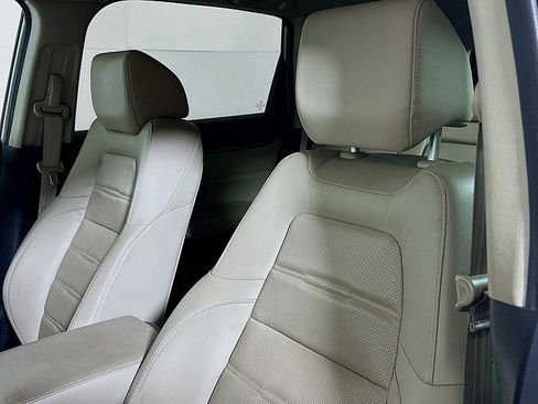 Used 2018 Honda CR-V Touring image 20