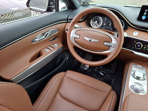 Certified 2023 Genesis GV70 2.5T w/ Advanced Package image 14