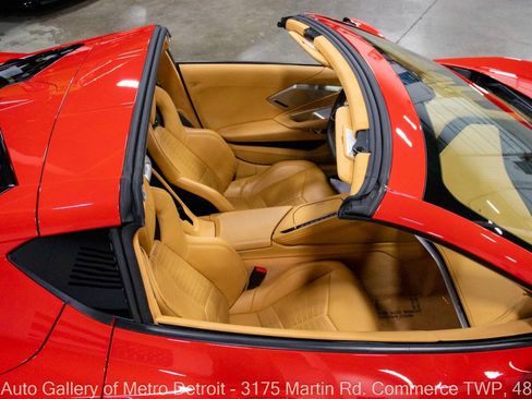 Used 2021 Chevrolet Corvette Stingray Premium Cpe w/ Z51 Performance Package RWD image 15