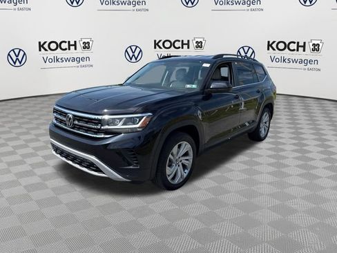 Used 2023 Volkswagen Atlas SE AWD/4WD image 3