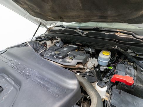 Used 2022 RAM 2500 Limited image 37