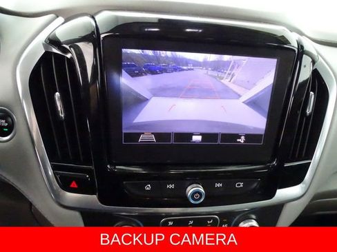 Used 2020 Chevrolet Traverse LT AWD/4WD image 16