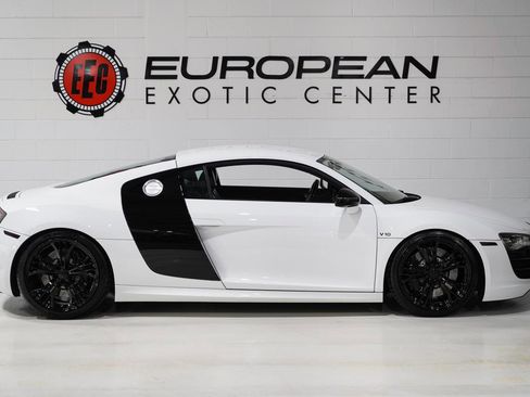 Used 2012 Audi R8 V10 image 6