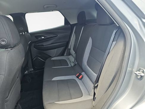 Used 2023 Chevrolet TrailBlazer LT AWD/4WD image 14