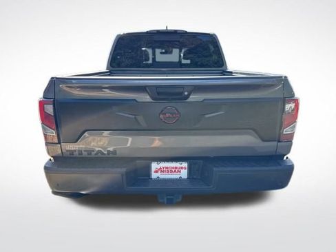 Used 2024 Nissan Titan PRO-4X w/ Pro-4x Convenience Package image 5