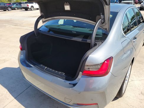 Used 2024 BMW 330i xDrive Sedan image 31