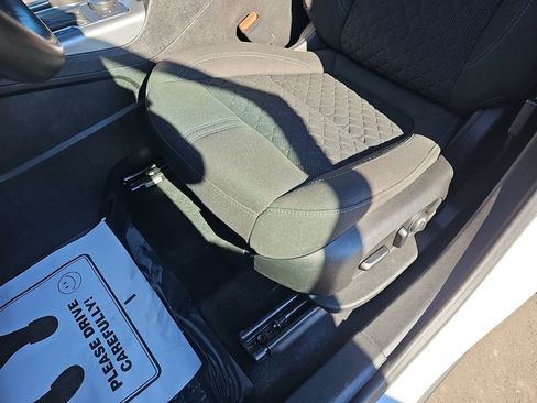 Used 2020 Chevrolet Blazer LT image 34