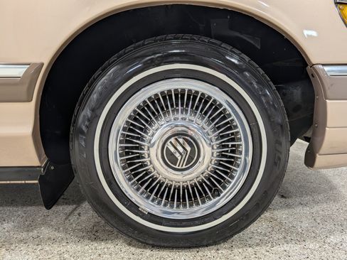 Used 1993 Mercury Grand Marquis GS image 12