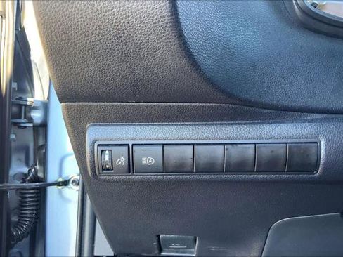 Certified 2025 Toyota Corolla LE image 33