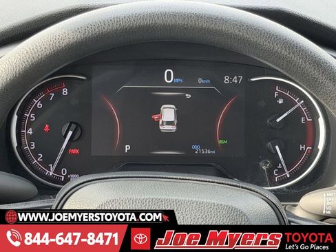 Used 2025 Toyota RAV4 XLE w/ Convenience Package image 16