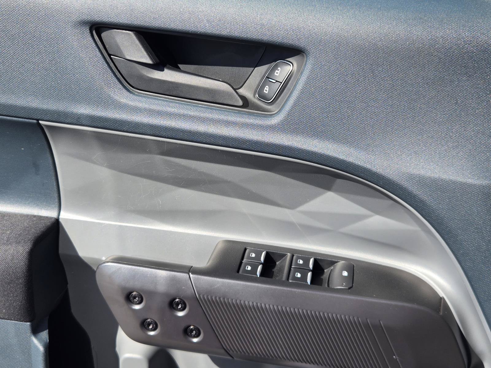 Used 2025 Ford Maverick XL FWD image 21