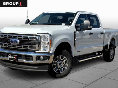 New 2025 Ford F250 XLT w/ FX4 Off-Road Package