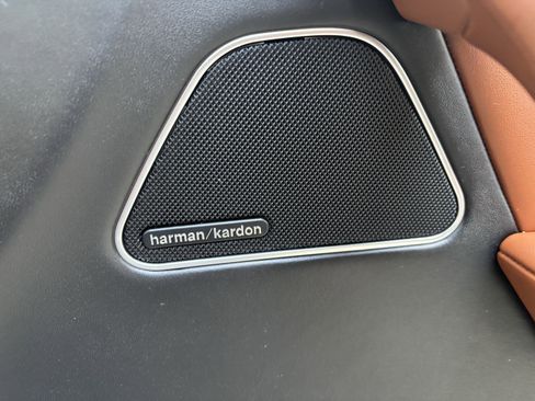 Used 2019 Maserati Levante GranLusso image 23