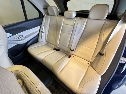 Used 2020 Mercedes-Benz GLE 350 4MATIC image 23