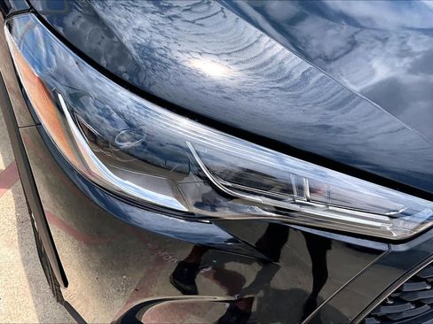 Used 2022 Toyota Corolla Cross LE FWD image 27
