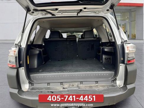 Used 2014 Toyota 4Runner SR5 Premium AWD/4WD image 38