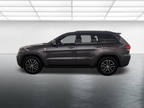 Used 2018 Jeep Grand Cherokee Trailhawk AWD/4WD image 5