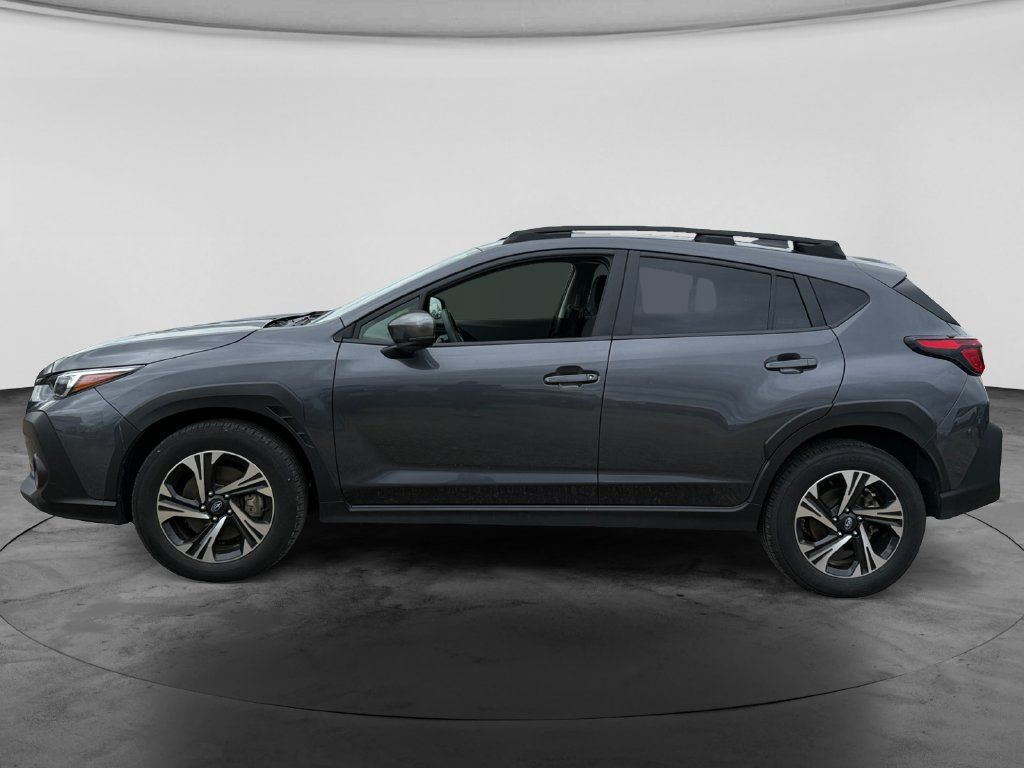 Used 2025 Subaru Crosstrek 2.5i Premium AWD/4WD image 5