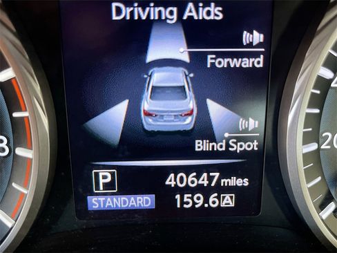 Used 2019 INFINITI Q50 Sport image 12