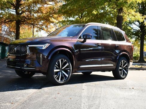 New 2026 Volvo XC90 B5 Core w/ Protection Package Premier image 3