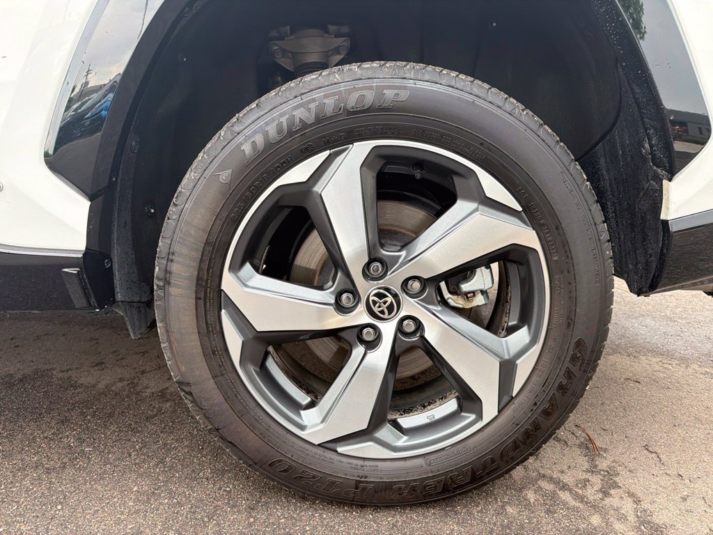 Used 2025 Toyota RAV4 SE AWD/4WD image 34