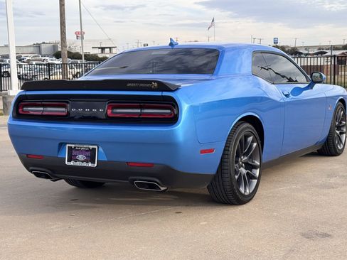 Used 2023 Dodge Challenger R/T Scat Pack image 3