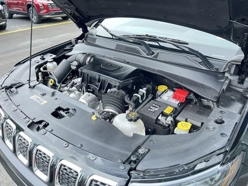 Used 2024 Jeep Compass Limited w/ Sun and Sound Group AWD/4WD image 30