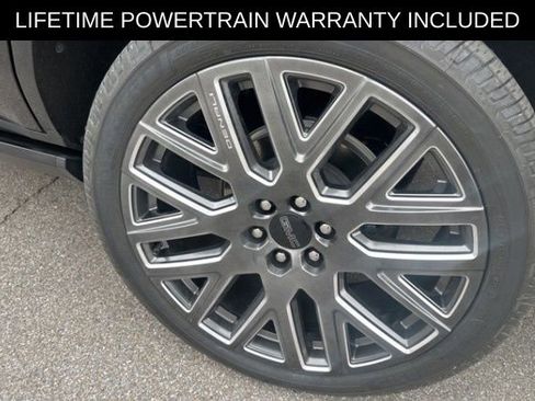 Used 2025 GMC Yukon Denali Ultimate image 11