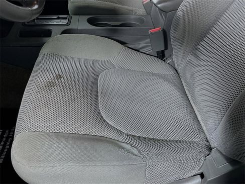 Used 2018 Nissan Frontier SV image 18