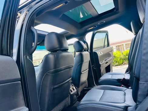 Used 2015 Ford Explorer Sport w/ Equipment Group 401A AWD/4WD image 15