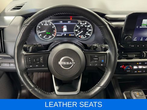 Used 2024 Nissan Pathfinder SL image 18