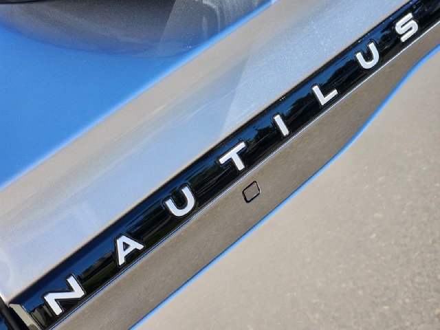 New 2026 Lincoln Nautilus Reserve w/ Jet Appearance Package AWD/4WD image 16