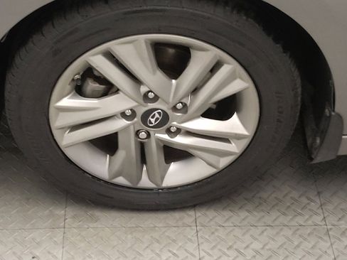 Used 2020 Hyundai Elantra Value Edition w/ Cargo Package (C1) FWD image 31