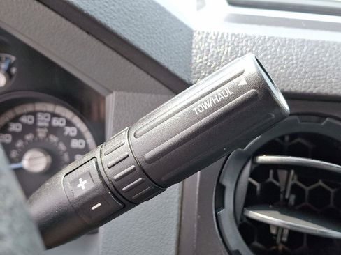 Used 2016 Ford F450 XL image 14