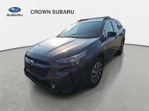 Used 2024 Subaru Outback Premium AWD/4WD image 1