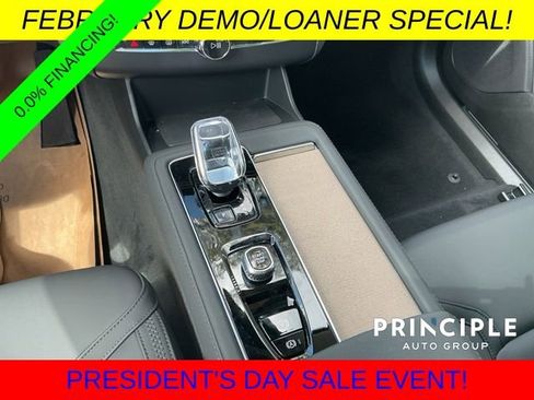 New 2026 Volvo XC90 B5 Core image 16