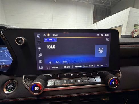 Used 2024 Chevrolet Colorado Z71 w/ LPO, Dark Essentials Package image 16