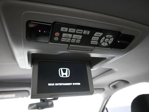 Used 2017 Honda Pilot Touring image 31