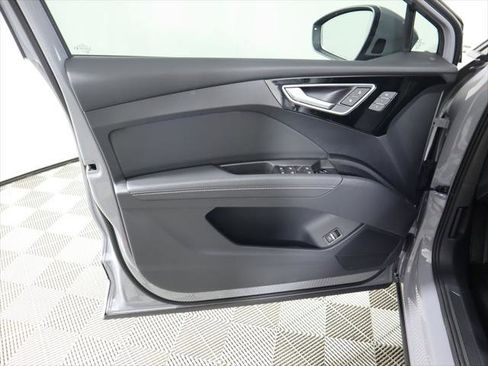 Certified 2026 Audi Q4 e-tron Premium Plus w/ Premium Plus image 26