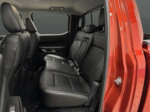 Used 2024 Ford Ranger Lariat w/ FX4 Off-Road Package image 31