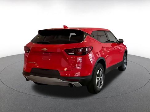 Used 2026 Chevrolet Blazer LT AWD/4WD image 14