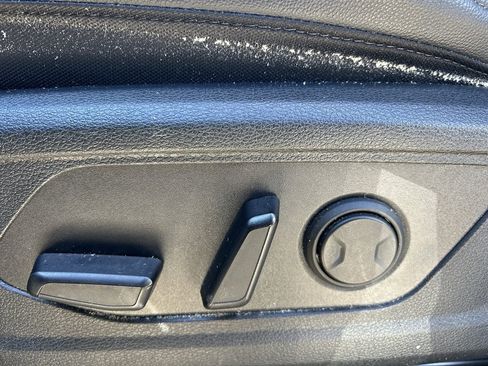 Used 2024 Kia Sportage SX image 11