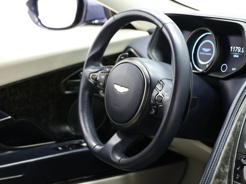 Used 2019 Aston Martin DB11 Coupe RWD image 85